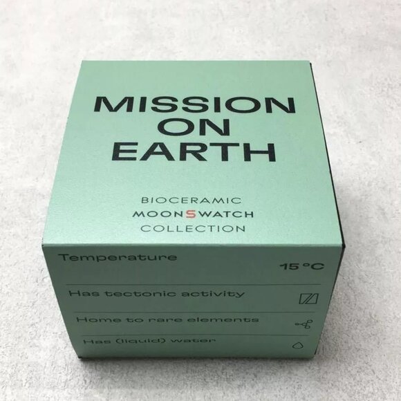 Authentic OMEGA X SWATCH Bioceramic MoonSwatch Mission to Earth Unisex Used - Picture 8 of 12